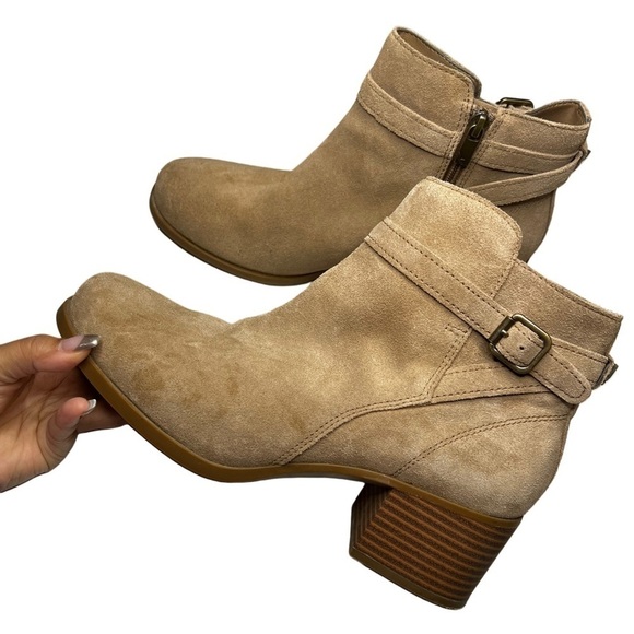 Koolaburra by UGG Erena Amphora Suede Heeled Ortholite Booties Women’s Size 8.5 - Picture 5 of 7